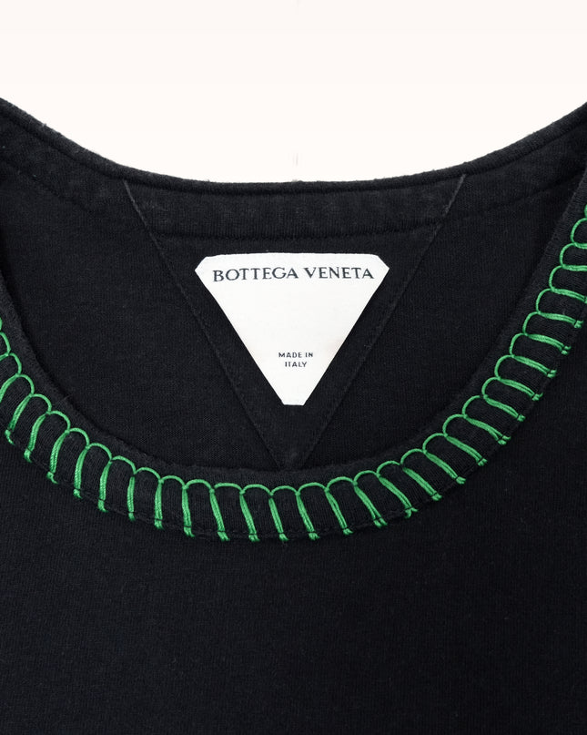 VENETA BLACK COTTON CONTRAST STITCH DETAIL T-SHIRT – SIZE L