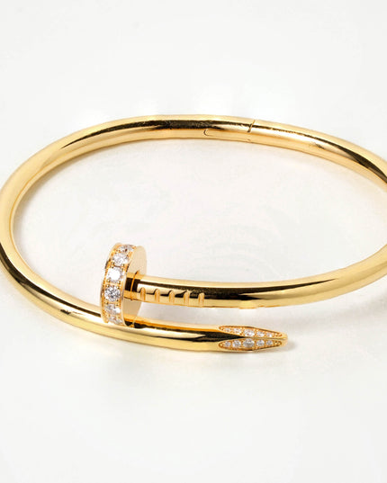 JUSTE UN CLOU BRACELET 18K YELLOWGOLD WITH 32 BRILLIANT CUT DIAMONDS (2023)