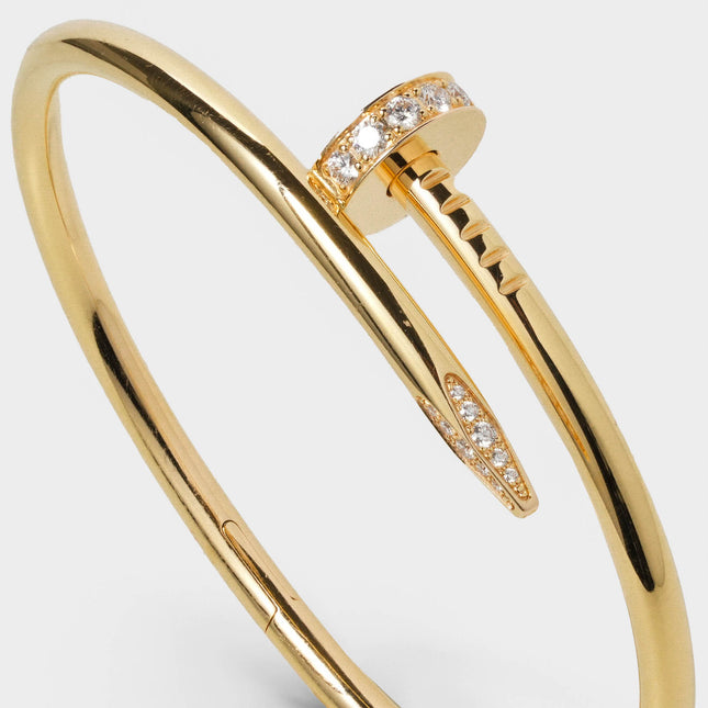 JUSTE UN CLOU BRACELET 18K YELLOWGOLD WITH 32 BRILLIANT CUT DIAMONDS (2023)