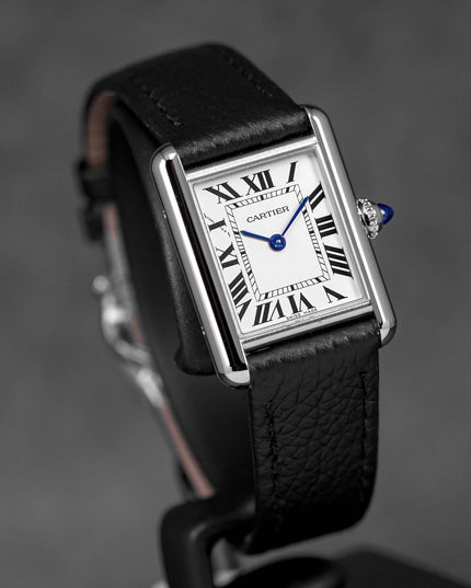 TANK MUST S SILVER DIAL LEATHER STRAP (2025)