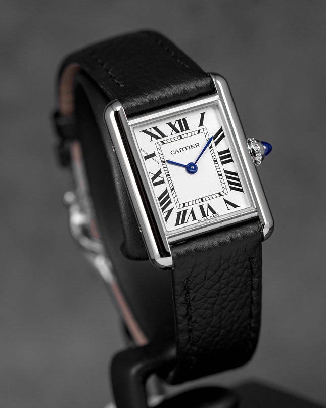 TANK MUST S SILVER DIAL LEATHER STRAP (2025)