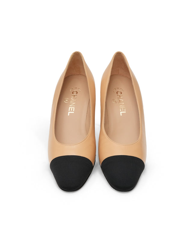 CC LOGO LEATHER X FABRIC PUMPS BEIGE X BLACK SIZE 38C