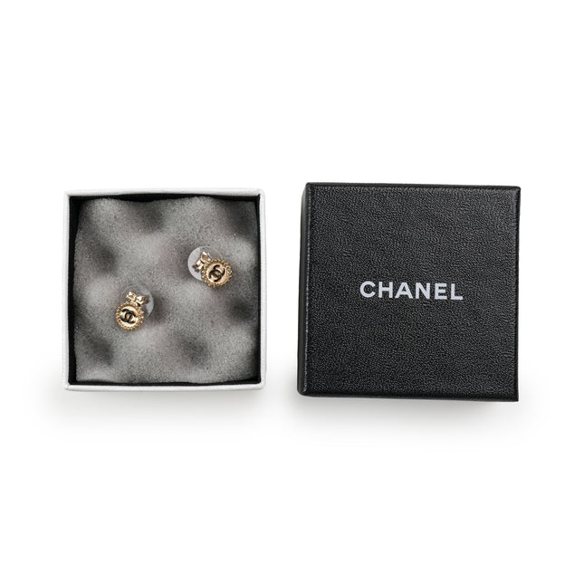 CC EARRINGS RIBBON GHW
