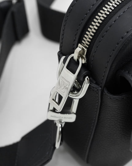 AEROGRAM FASTLINE MESSENGER BLACK