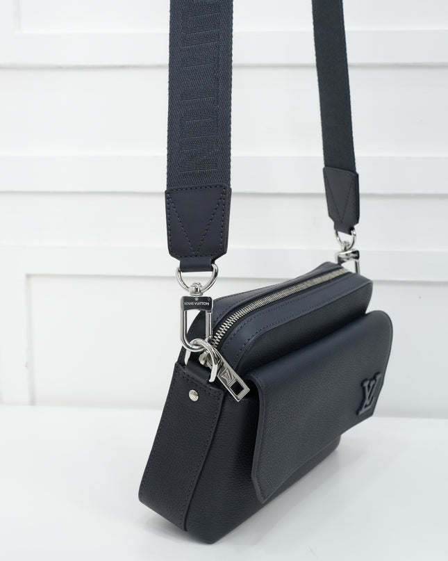 AEROGRAM FASTLINE MESSENGER BLACK
