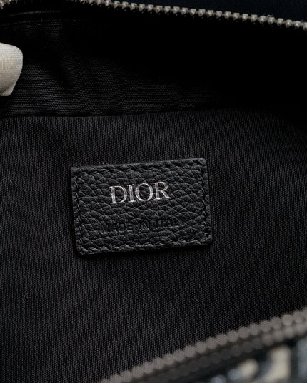 OBLIQUE SAFARI SHOULDER BAG NAVY BLUE