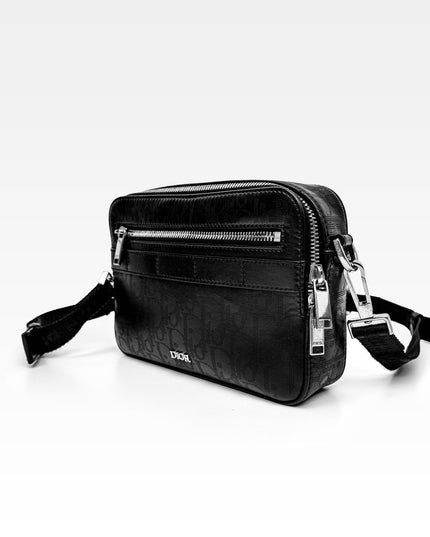 OBLIQUE SAFARI LEATHER SHOULDER BAG BLACK