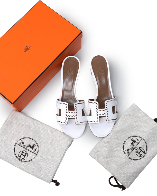 OASIS WHITE SANDAL