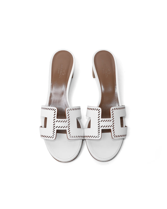 OASIS WHITE SANDAL