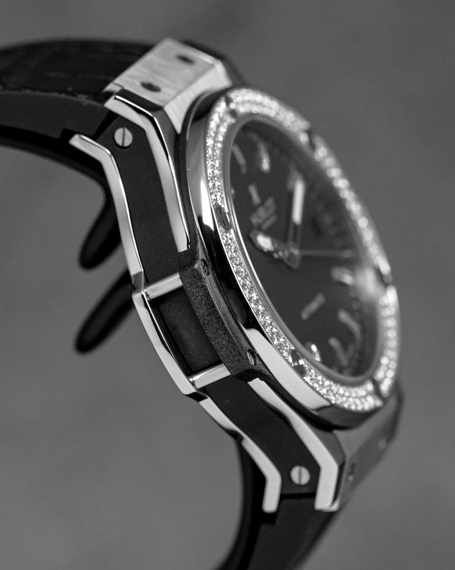 Harga Hublot Big Bang 38 Black Diamond