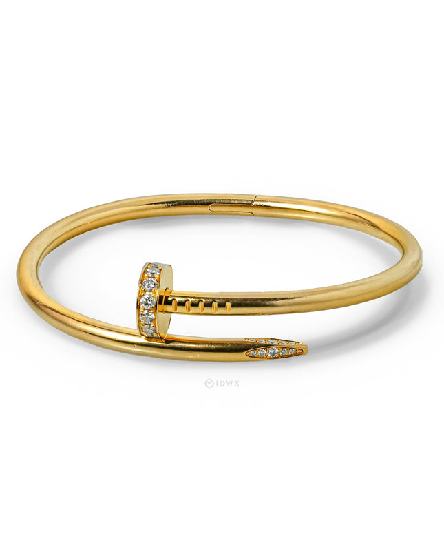 JUSTE UN CLOU BRACELET 18K YELLOWGOLD WITH 32 BRILLIANT CUT DIAMONDS (2019)