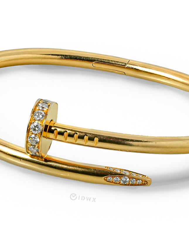 JUSTE UN CLOU BRACELET 18K YELLOWGOLD WITH 32 BRILLIANT CUT DIAMONDS (2019)