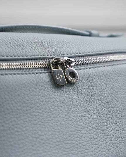 EXTRA POCKET L19 HAMMERED CALFSKIN MINTY BREEZE