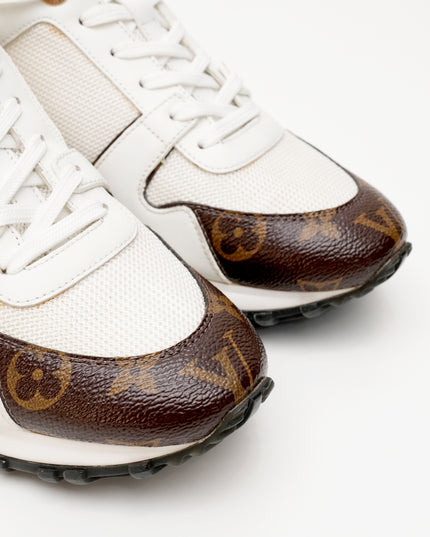 RUN AWAY MONOGRAM LADIES SNEAKERS WHITE X BROWN SIZE 37