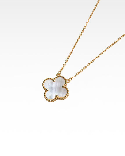 VINTAGE ALHAMBRA MOTHER OF PEARL NECKLACE (2019)