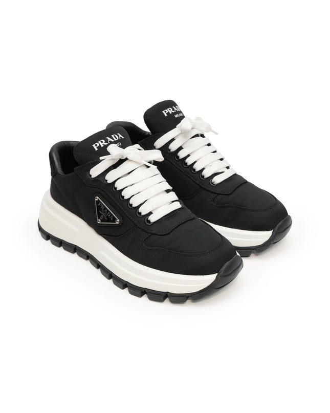 RENYLON LADIES SNEAKERS BLACK SIZE 37 WITH TRIANGLE LOGO