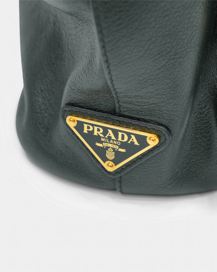 DRAWSTRING BUCKET BAG GREEN