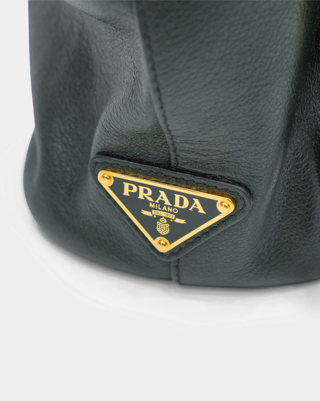 DRAWSTRING BUCKET BAG GREEN
