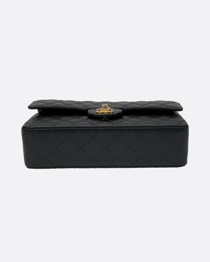 MEDIUM CLASSIC FLAP BLACK CAVIAR GOLDHARDWARE