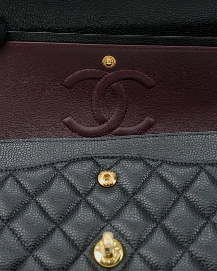MEDIUM CLASSIC FLAP BLACK CAVIAR GOLDHARDWARE