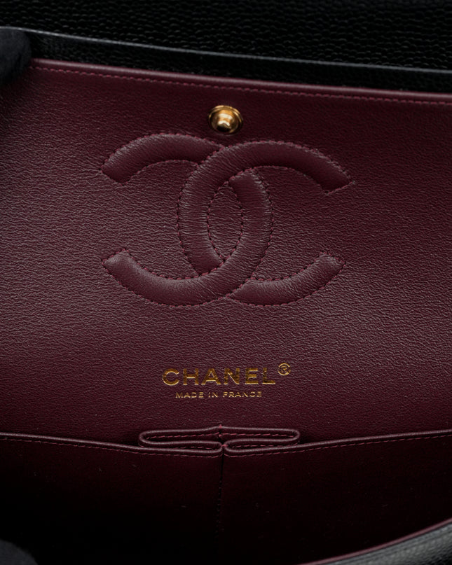 MEDIUM CLASSIC FLAP BLACK CAVIAR GOLDHARDWARE