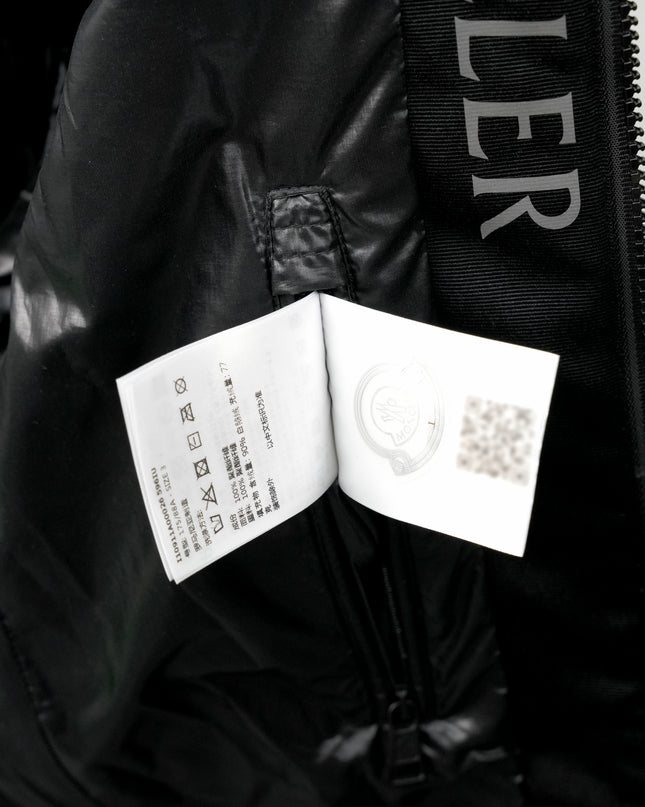 DOWN JACKET SIZE 3 BLACK