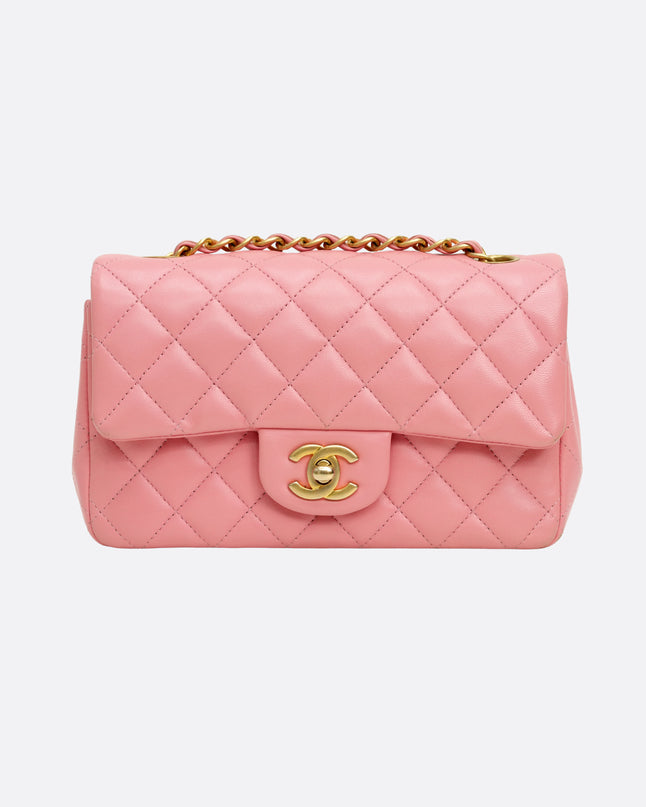 CLASSIC FLAP BAG PINK LAMBSKIN