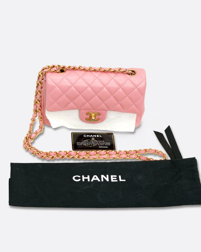 CLASSIC FLAP BAG PINK LAMBSKIN