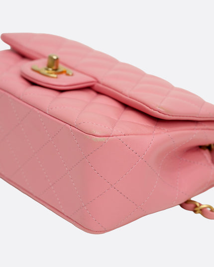 CLASSIC FLAP BAG PINK LAMBSKIN