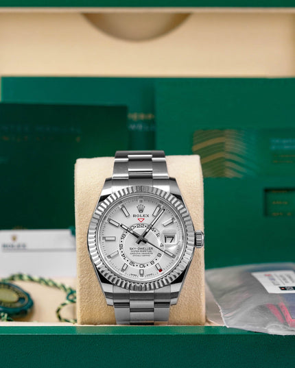 Harga Rolex Sky Dweller White Oyster Indonesia
