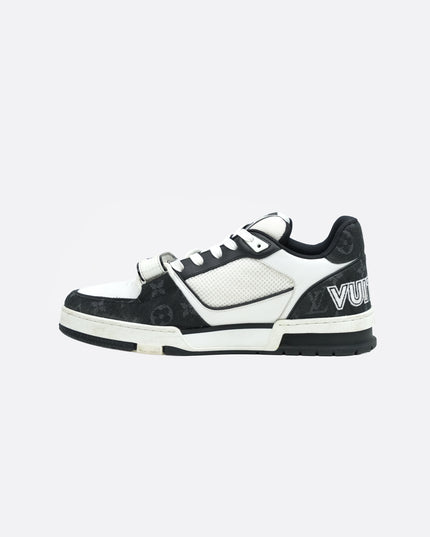 TRAINER SNEAKERS BLACK MONOGRAM SIZE 7