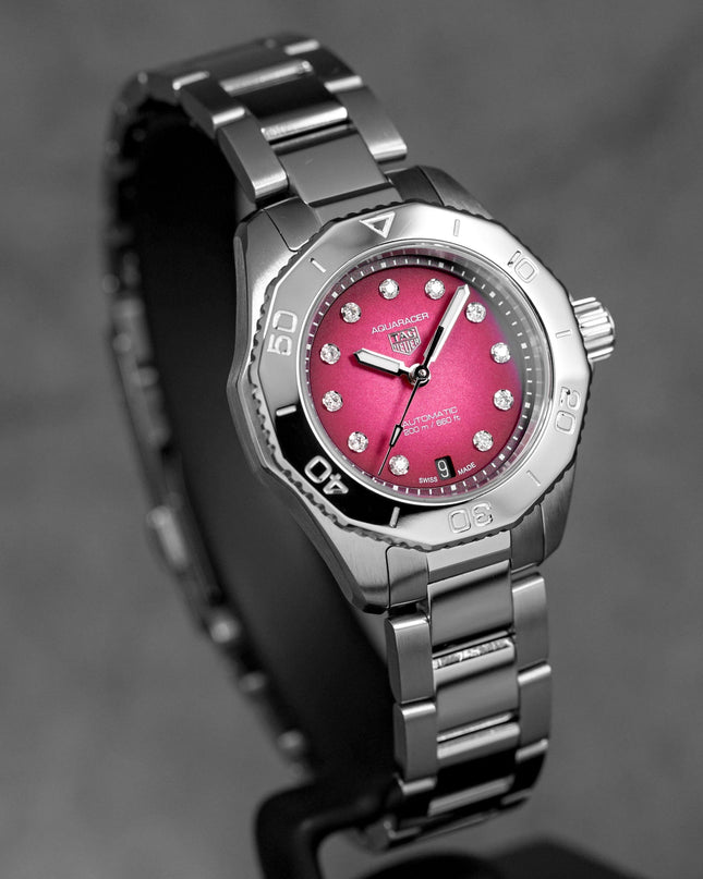 Harga Tag Heuer Aquaracer 200 Date Ruby Red