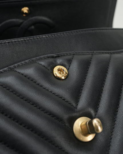 CLASSIC DOUBLE FLAP MEDIUM CHEVRON LAMBSKIN (MATTE) GHW BLACK