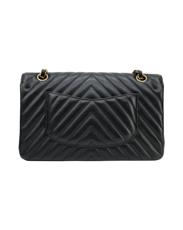 CLASSIC DOUBLE FLAP MEDIUM CHEVRON LAMBSKIN (MATTE) GHW BLACK