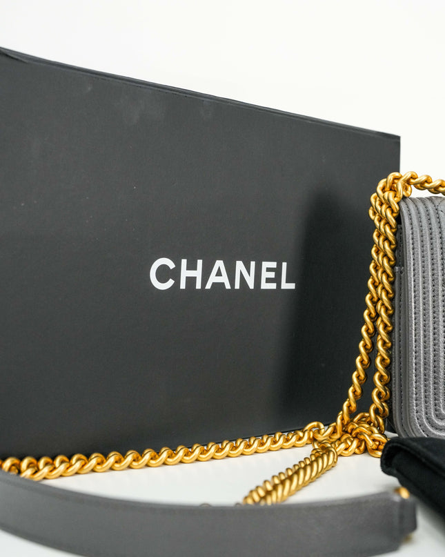 BOY WALLET ON CHAIN CAVIAR GREY GHW