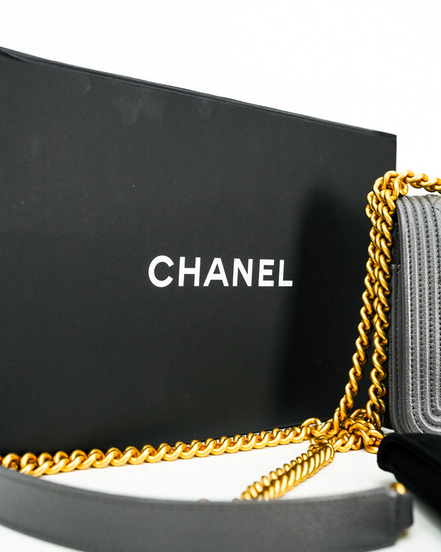 BOY WALLET ON CHAIN CAVIAR GREY GHW