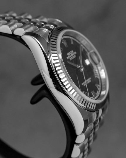 DATEJUST 36MM BLACK ROMAN DIAL (2010)