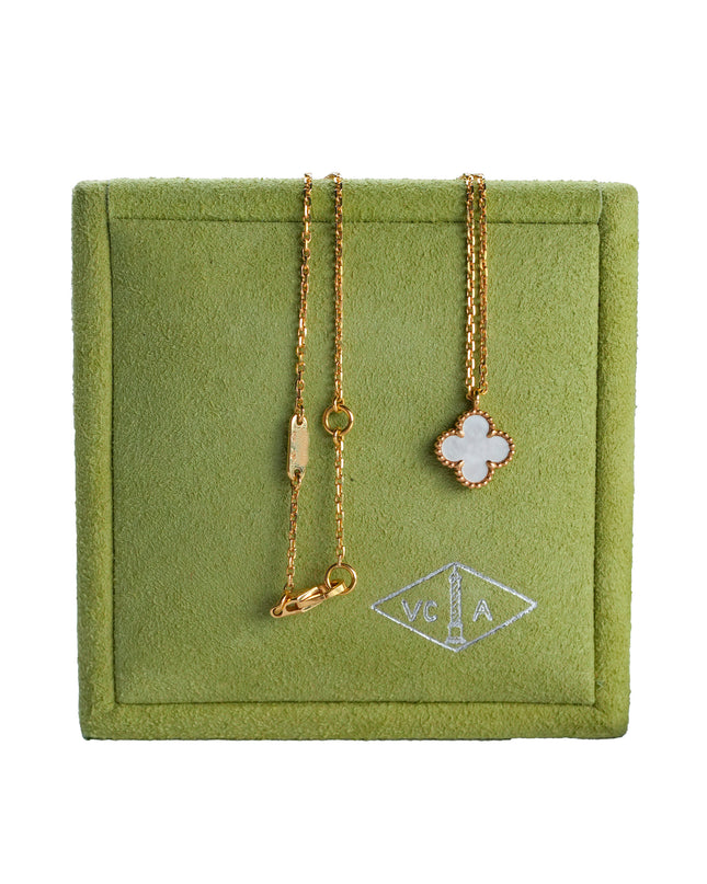 SWEET ALHAMBRA NECKLACE 18K GOLD MOTHER OF PEARL