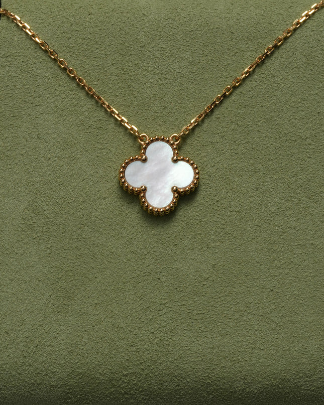 VINTAGE ALHAMBRA NECKLACE MOTHER OF PEARL